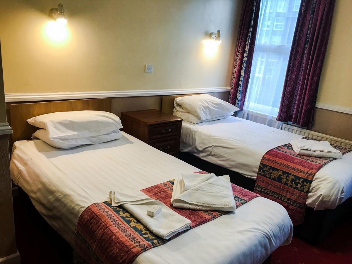 Cliffdene Hotel Newquay  Bagian luar foto