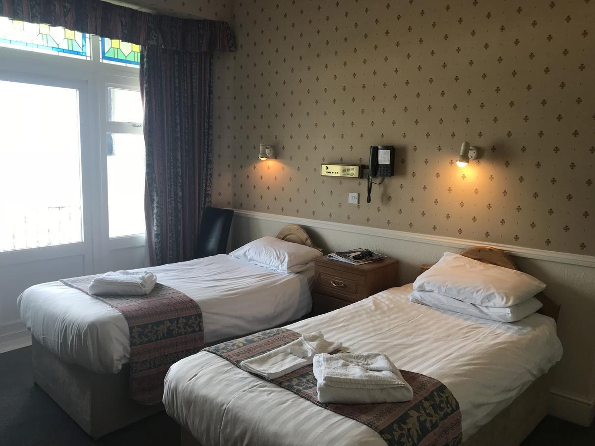 Cliffdene Hotel Newquay  Bagian luar foto