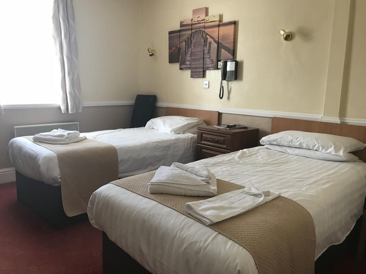 Cliffdene Hotel Newquay  Bagian luar foto