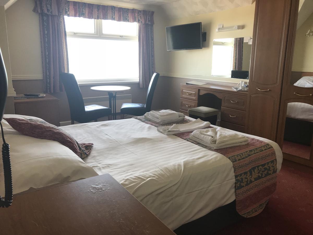 Cliffdene Hotel Newquay  Bagian luar foto