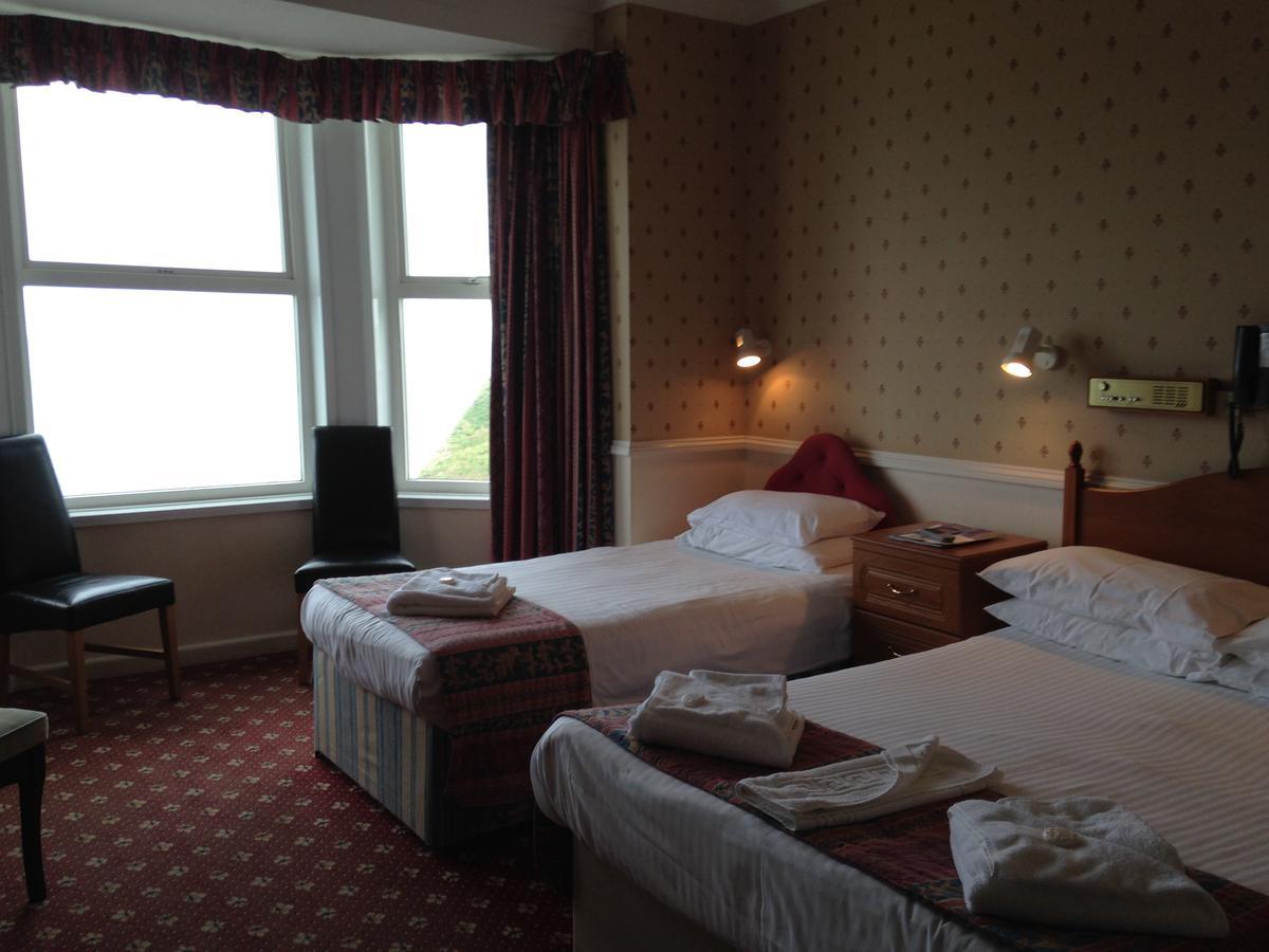 Cliffdene Hotel Newquay  Bagian luar foto